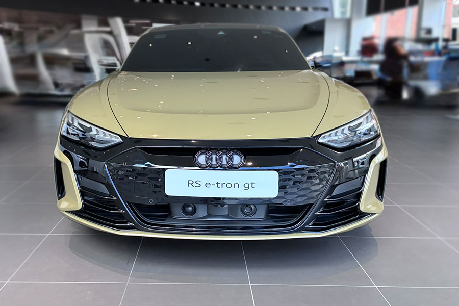 RS E-tron GT quattro