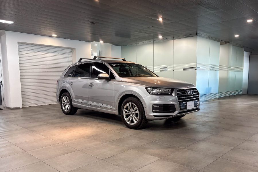 Q7 