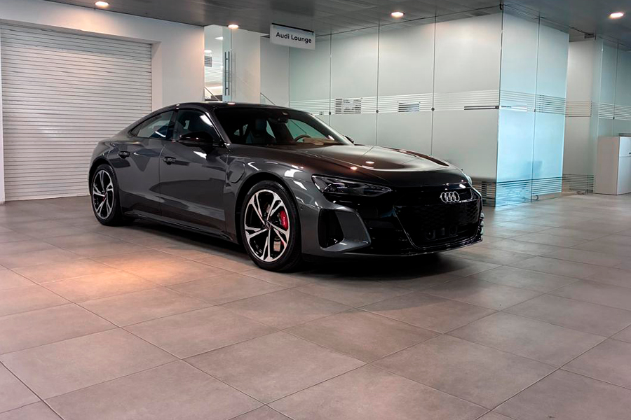 RS e-tron GT (PREVIA CITA)