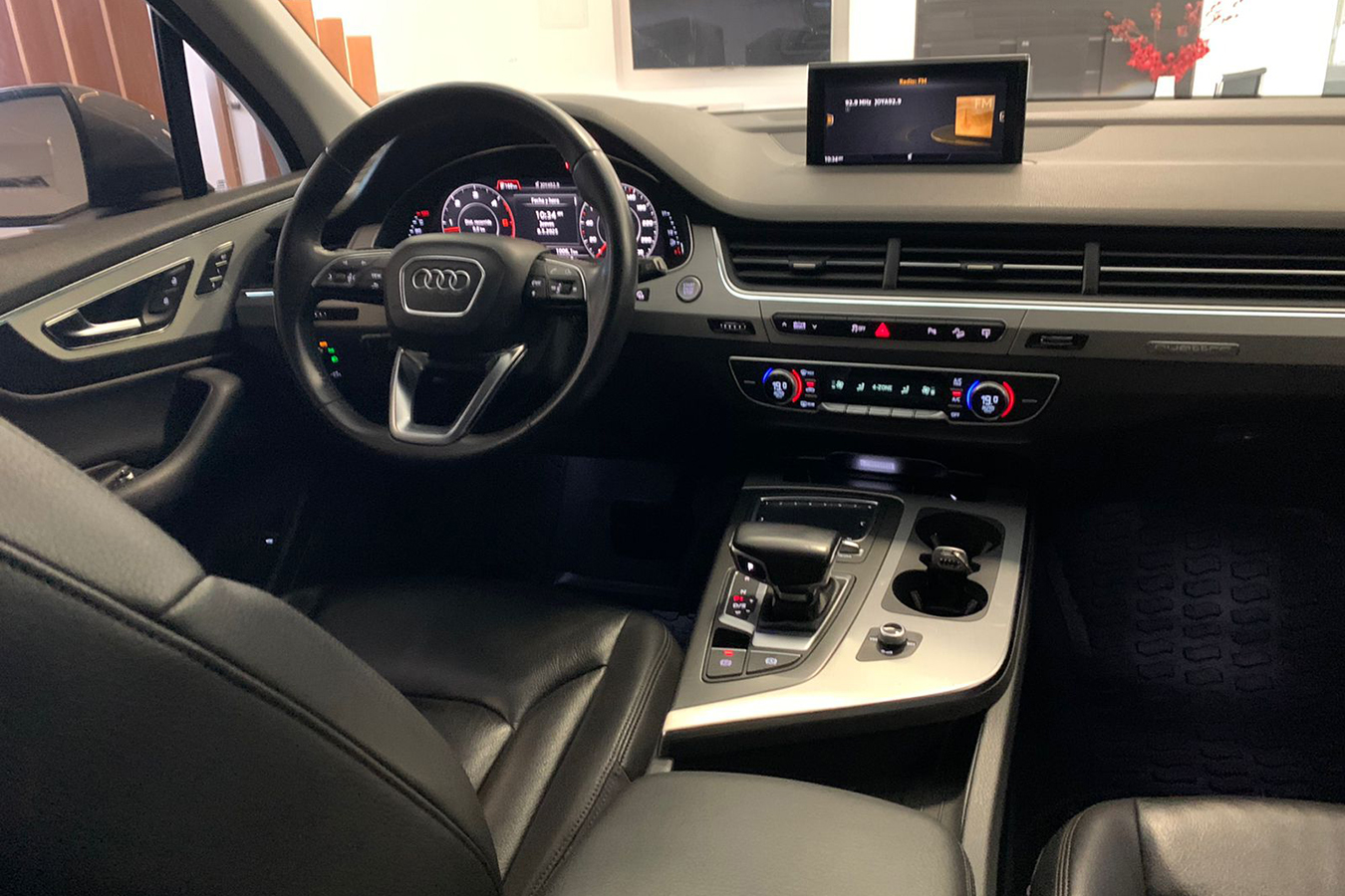 Q7