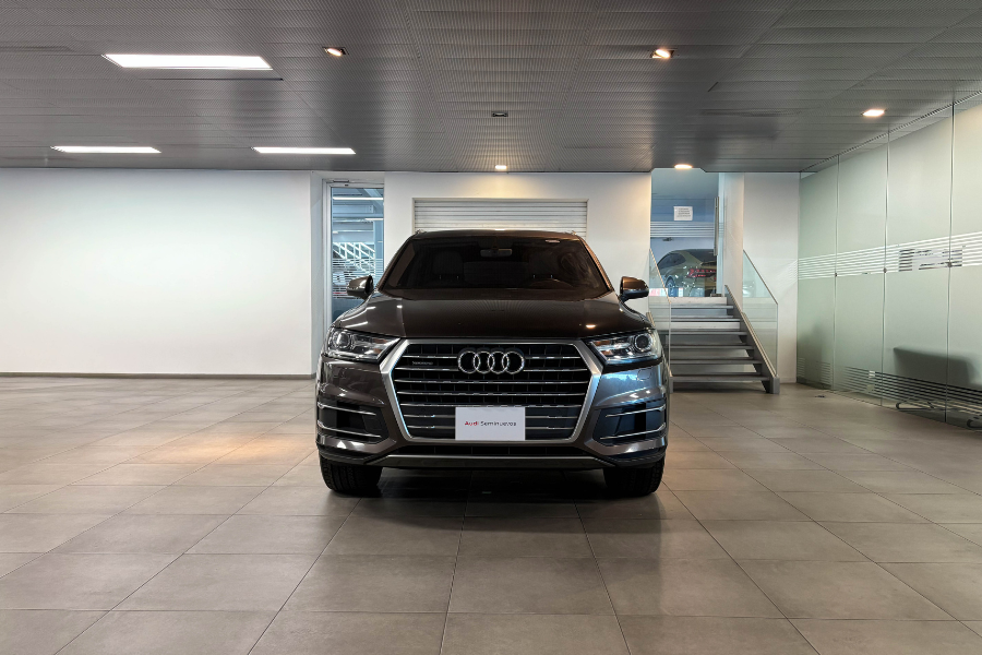 Q7 