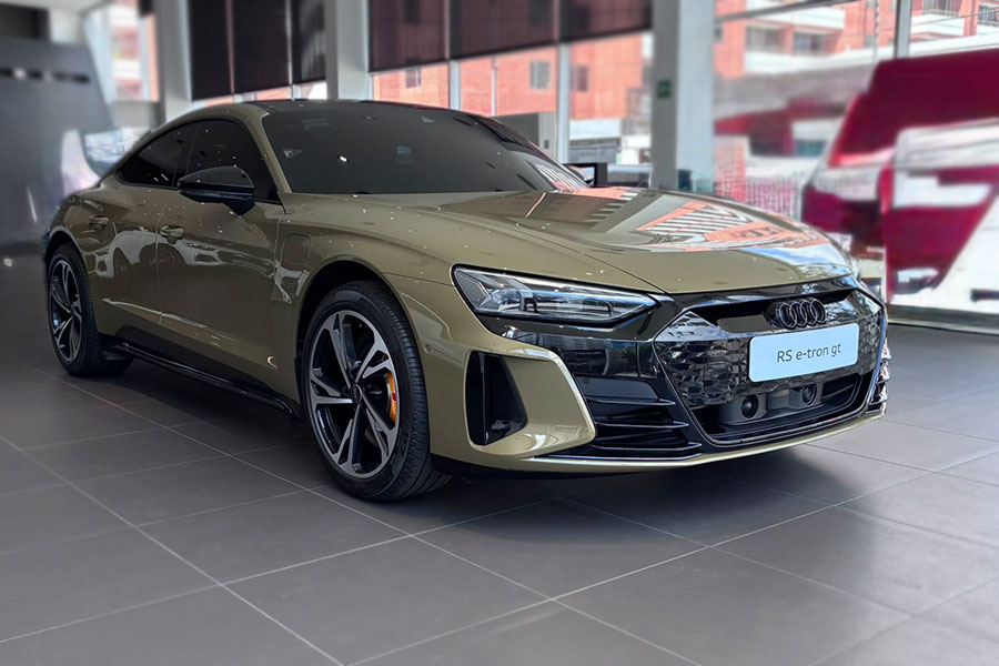 RS E-tron GT quattro
