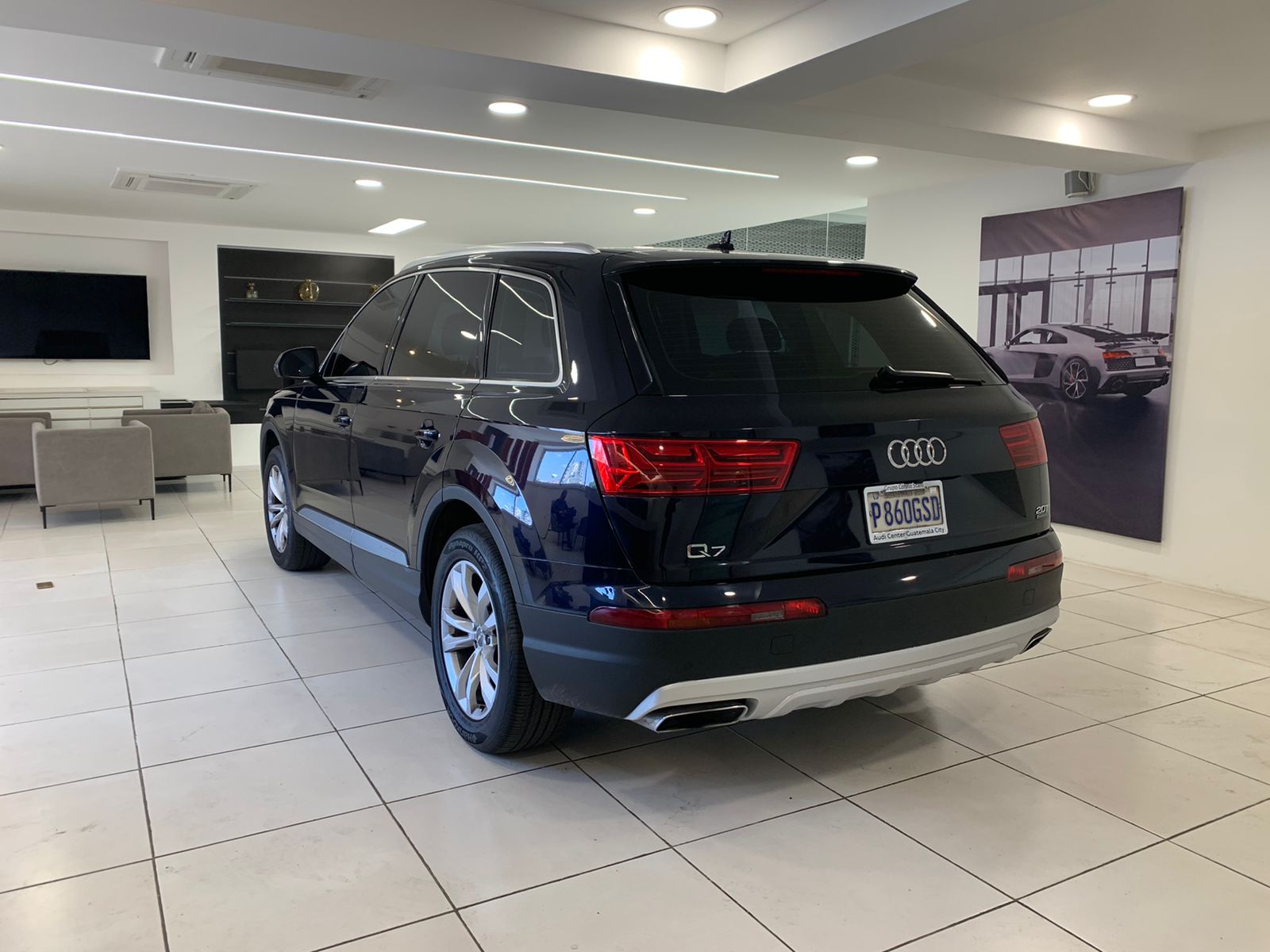 Q7