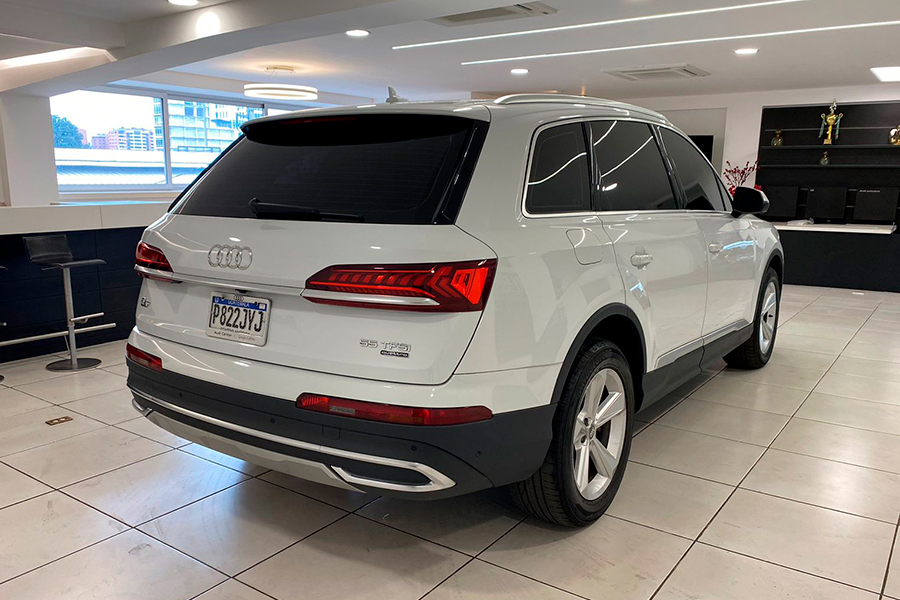 Q7