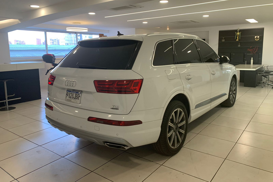 Q7 