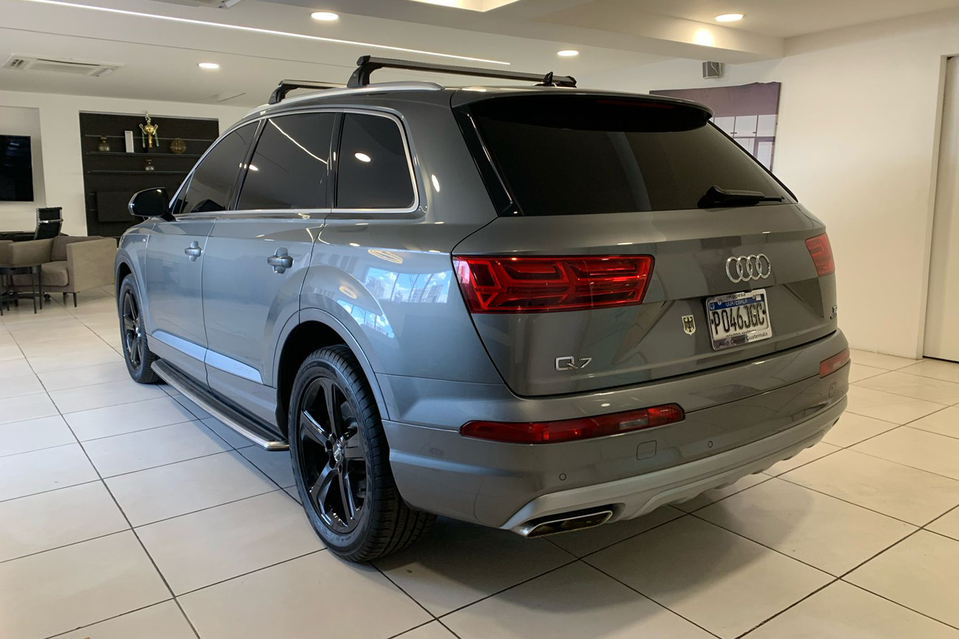 Q7