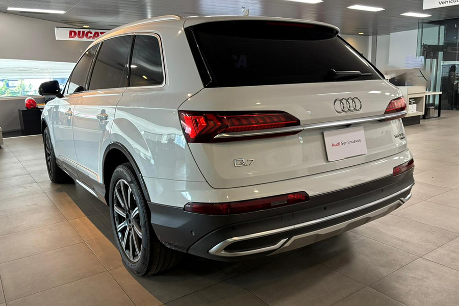 Q7