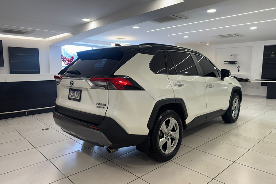 RAV4